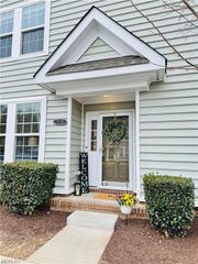 2176 Humphreys DR # 318, Suffolk, VA 23435
