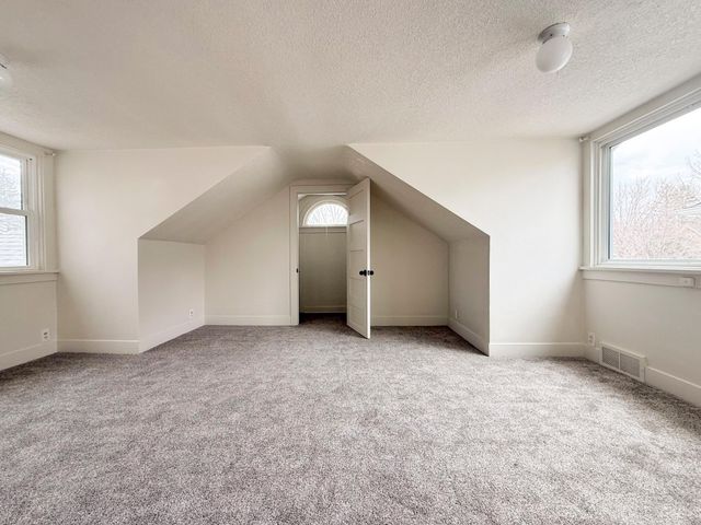 913 1st Street NW, Rochester, MN 55901