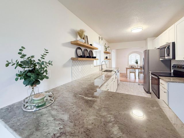 913 1st Street NW, Rochester, MN 55901