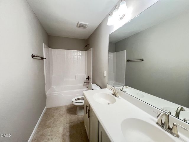 2820 Lumber River Trail, Apex, NC 27502