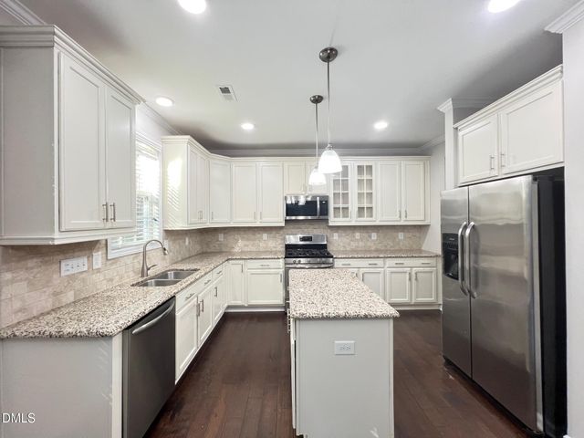 2820 Lumber River Trail, Apex, NC 27502