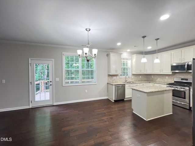 2820 Lumber River Trail, Apex, NC 27502