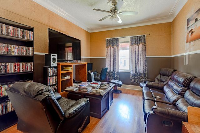 648 W 60th Street, Chicago, IL 60621