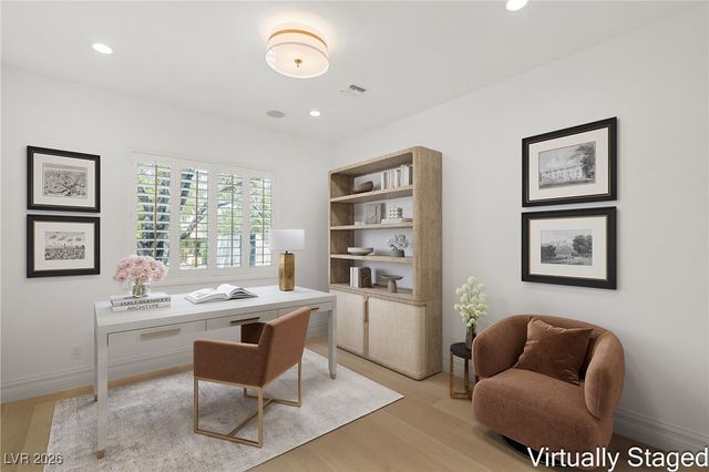 428 Saint Andrews Court, Las Vegas, NV 89144