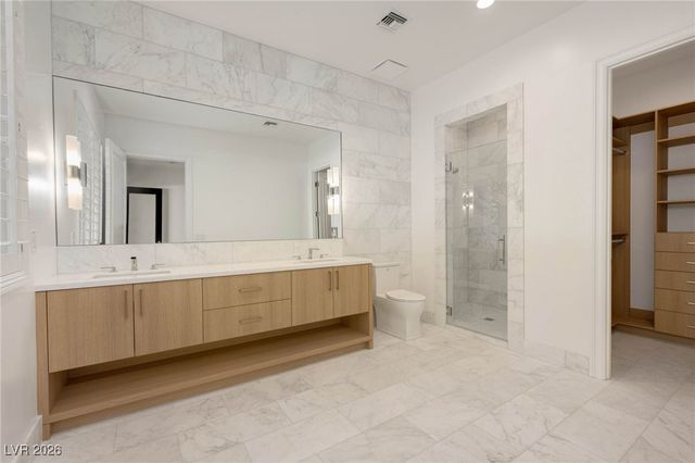 428 Saint Andrews Court, Las Vegas, NV 89144