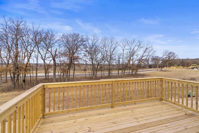 425 Gunderson Drive, Portage, WI 53901