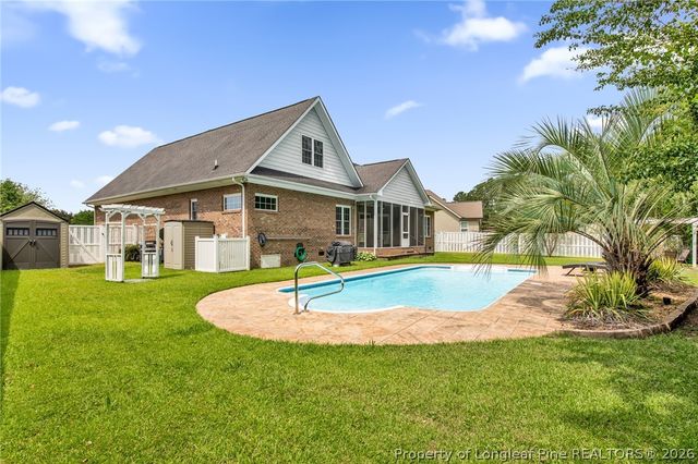 5708 Gentleman Drive, Hope Mills, NC 28348