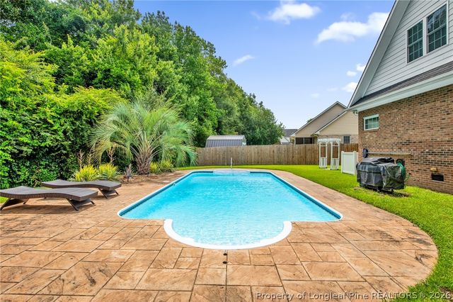 5708 Gentleman Drive, Hope Mills, NC 28348