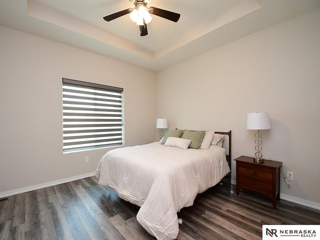 248 Half Moon Drive, Lincoln, NE 68527