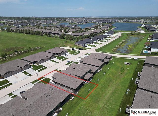 248 Half Moon Drive, Lincoln, NE 68527
