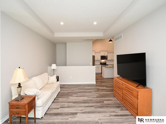 248 Half Moon Drive, Lincoln, NE 68527