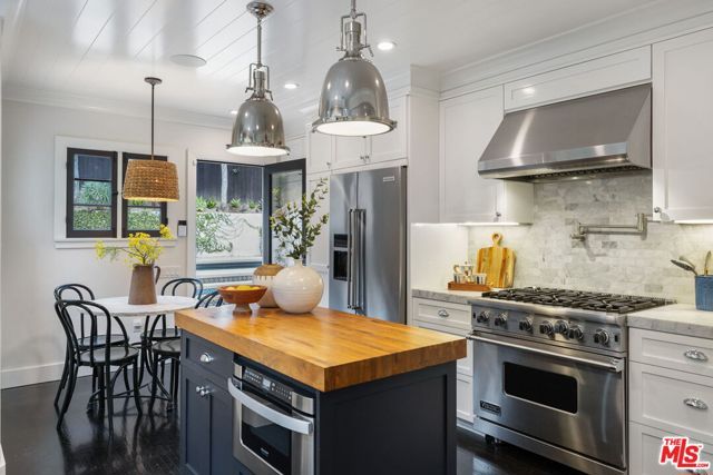 3777 Effingham Place, Los Angeles, CA 90027