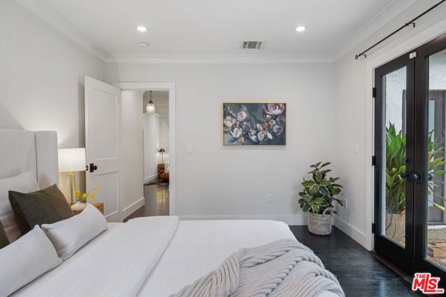 3777 Effingham Place, Los Angeles, CA 90027