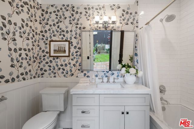 3777 Effingham Place, Los Angeles, CA 90027