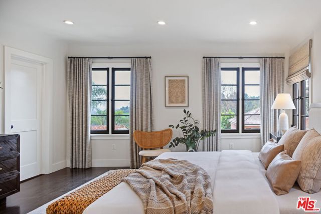 3777 Effingham Place, Los Angeles, CA 90027