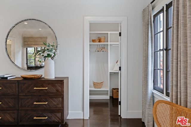 3777 Effingham Place, Los Angeles, CA 90027