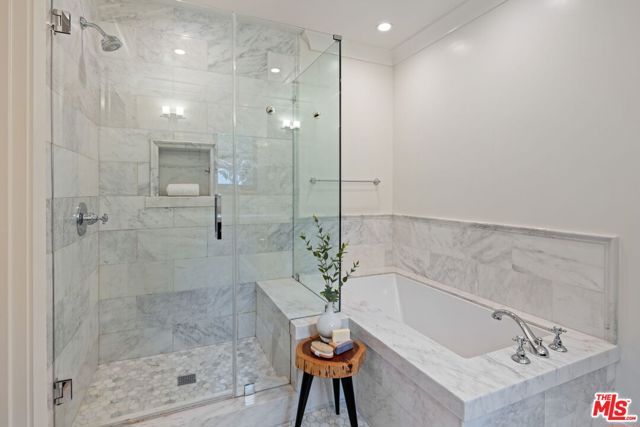 3777 Effingham Place, Los Angeles, CA 90027