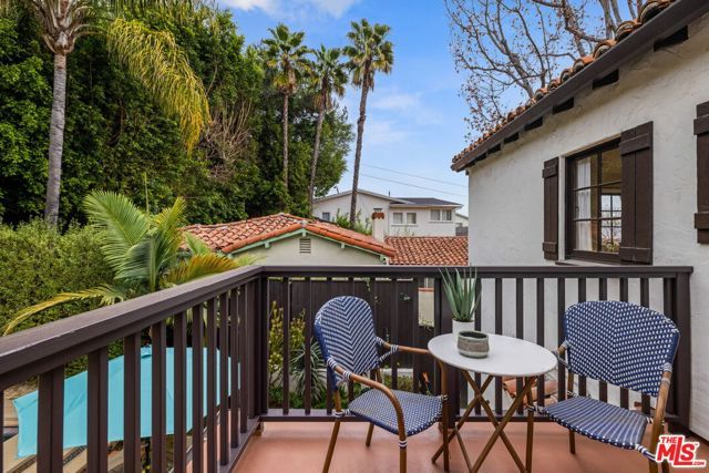 3777 Effingham Place, Los Angeles, CA 90027