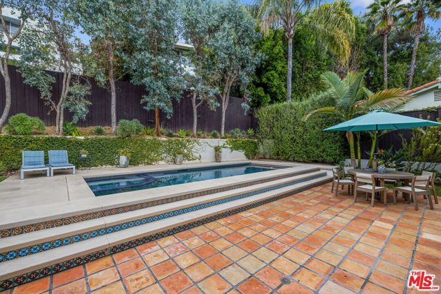 3777 Effingham Place, Los Angeles, CA 90027