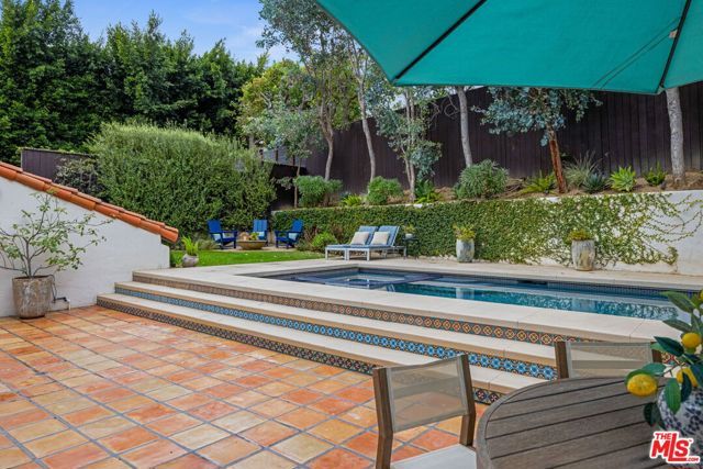 3777 Effingham Place, Los Angeles, CA 90027