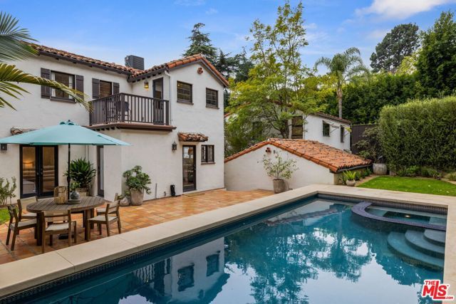 3777 Effingham Place, Los Angeles, CA 90027