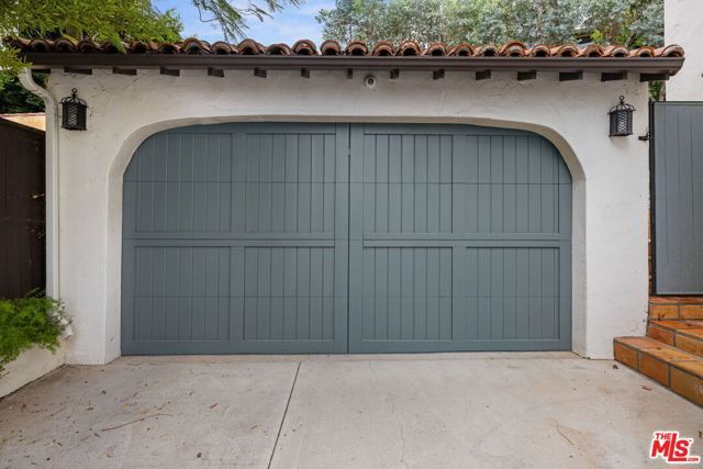 3777 Effingham Place, Los Angeles, CA 90027