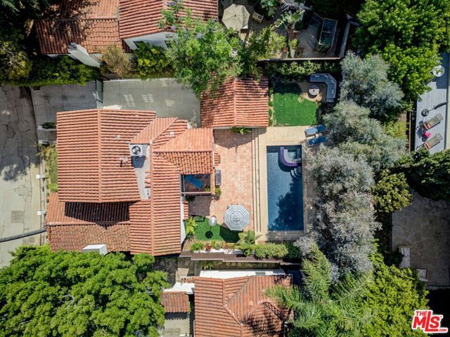 3777 Effingham Place, Los Angeles, CA 90027