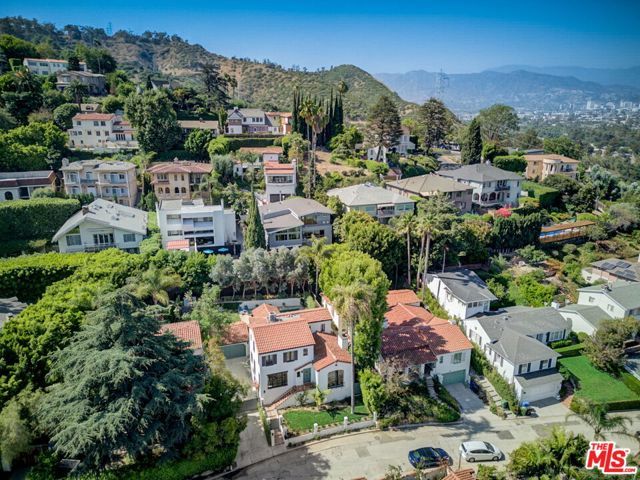 3777 Effingham Place, Los Angeles, CA 90027