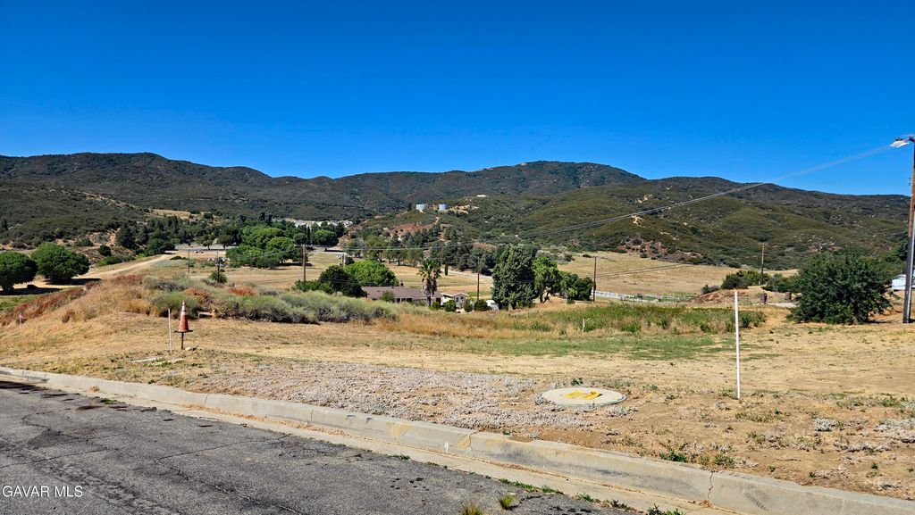 Cabin Dr Vicinity Hardtree Dr, Lake Elizabeth, CA 93532