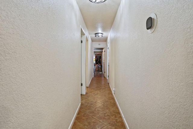 7157 Lighthouse Dr, Stockton, CA 95219