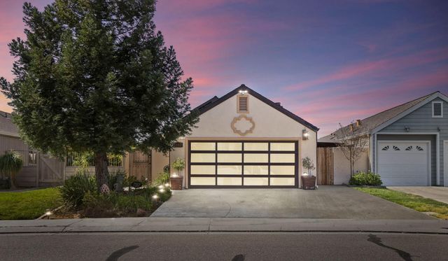 7157 Lighthouse Dr, Stockton, CA 95219