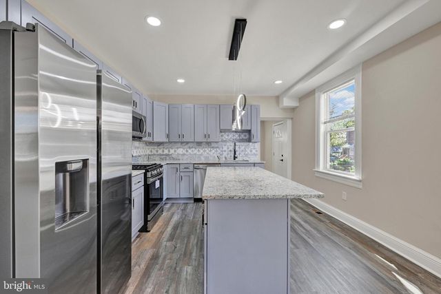 4115 NEWTON AVE, Baltimore, MD 21215