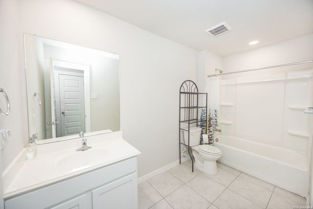 7608 TOLEDO BND, San Antonio, TX 78252