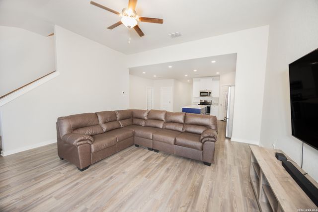 7608 TOLEDO BND, San Antonio, TX 78252