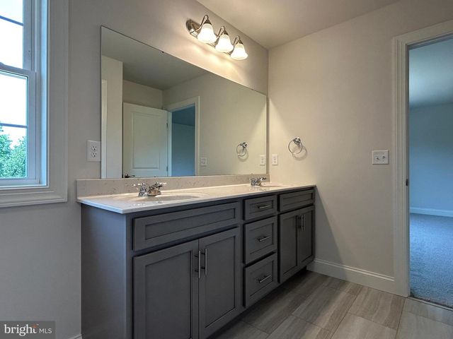 251 SAGE BLVD, Middletown, PA 17057