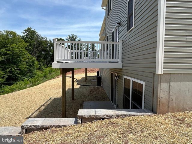 251 SAGE BLVD, Middletown, PA 17057