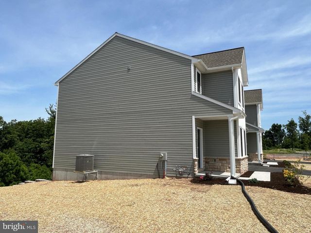 251 SAGE BLVD, Middletown, PA 17057