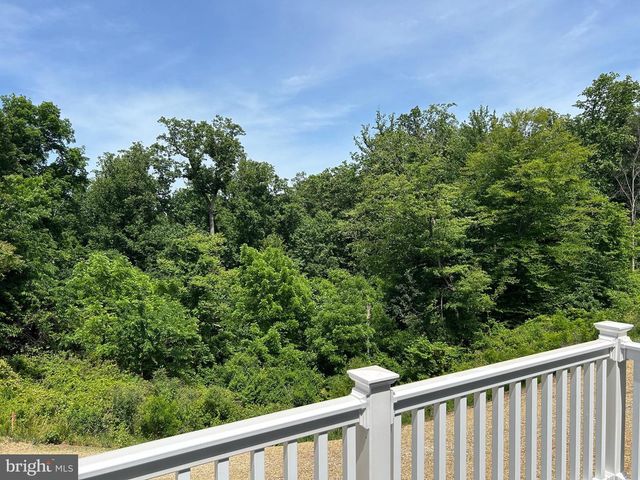 251 SAGE BLVD, Middletown, PA 17057