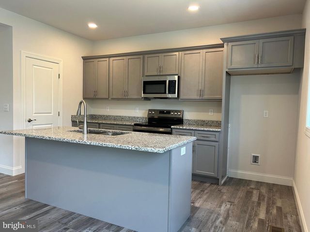 251 SAGE BLVD, Middletown, PA 17057