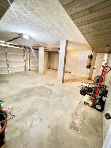 180 Calanna Estate Road, Manchester, KY 40962