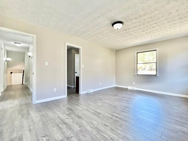 180 Calanna Estate Road, Manchester, KY 40962