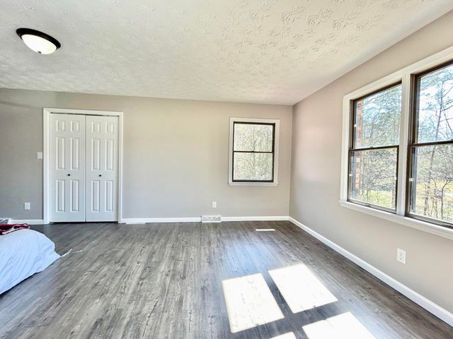 180 Calanna Estate Road, Manchester, KY 40962