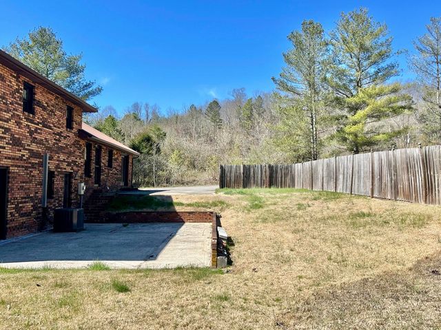 180 Calanna Estate Road, Manchester, KY 40962