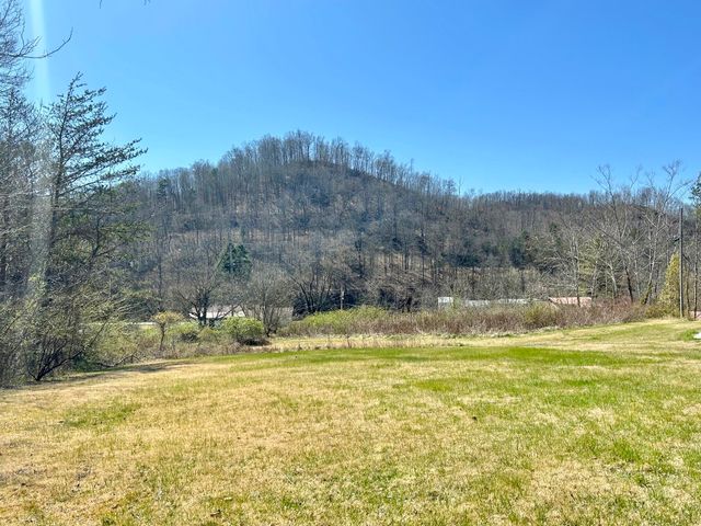 180 Calanna Estate Road, Manchester, KY 40962