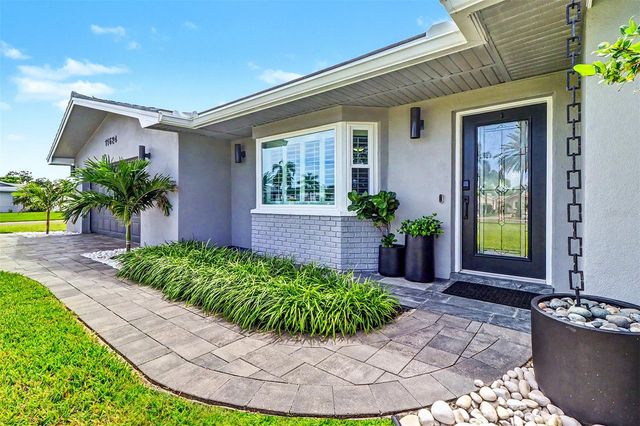 11624 GROVE STREET, Seminole, FL 33772