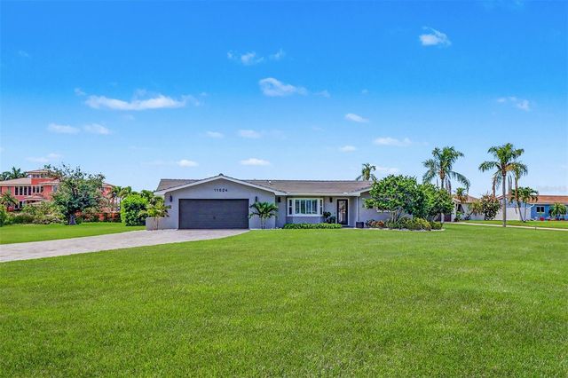 11624 GROVE STREET, Seminole, FL 33772
