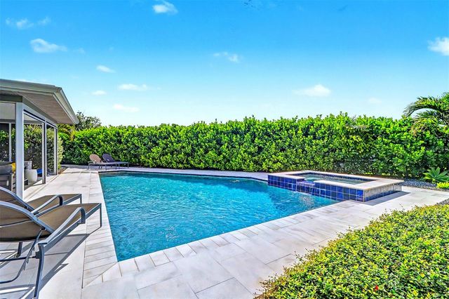 11624 GROVE STREET, Seminole, FL 33772