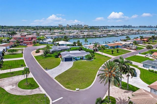 11624 GROVE STREET, Seminole, FL 33772