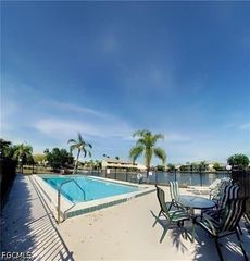 639 SE 13th AVE 120, Cape Coral, FL 33990