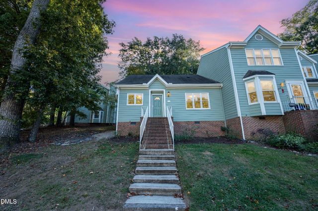 522 Oak Run Drive, Raleigh, NC 27606